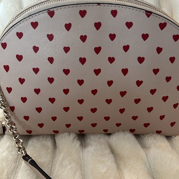 Kate Spade EUC dome shape Spenser Heart light pink crossbody - Picture 5 of 14